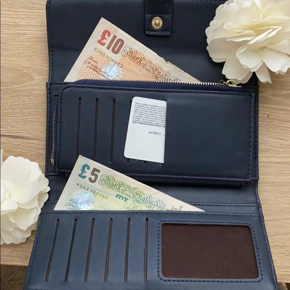 LOT OF 2 hoop wallets, NEW, very cute! - Picture 3 of 5